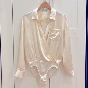 T by Alexander Wang size 2 100% charmeuse silk cream blouse